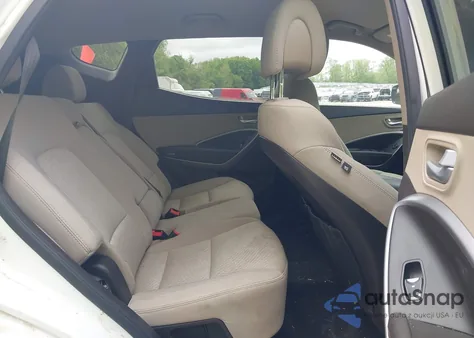 2016 Hyundai Santa Fe Sport 2.4L z USA, uszkodzony, nr VIN 5XYZUDLB3GG365597